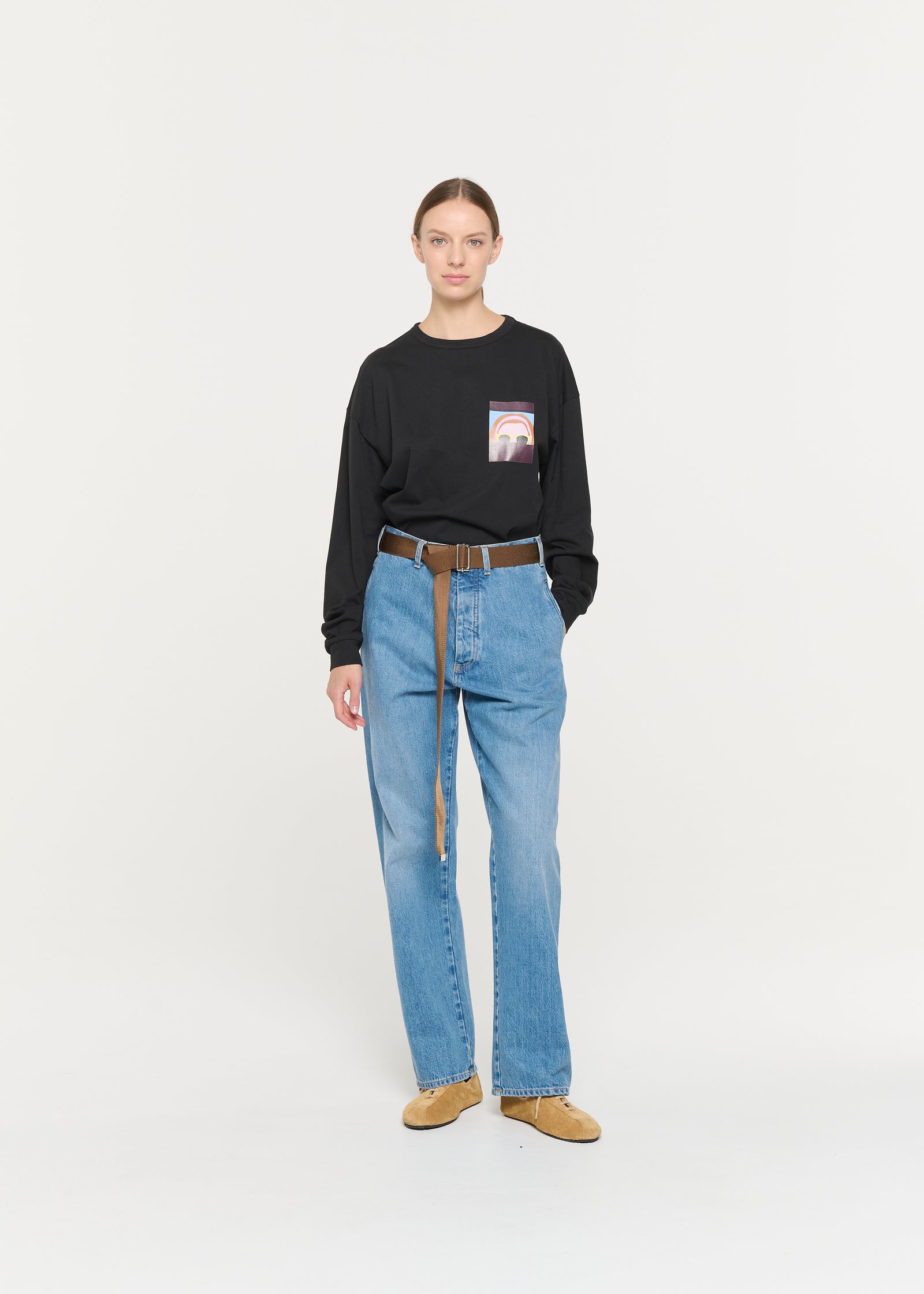 STRAIGHT-LEG BLUE DENIM