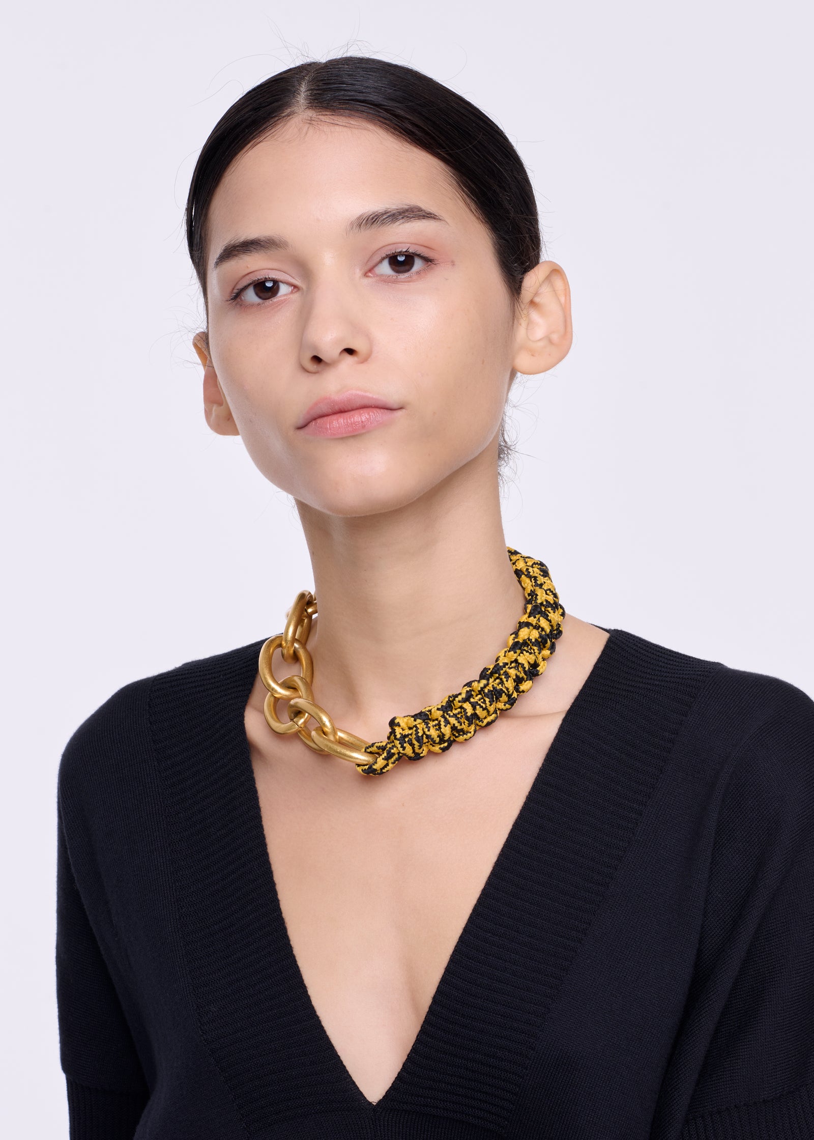 YELLOW AND BLACK CHUNKY CHAIN NECKLACE