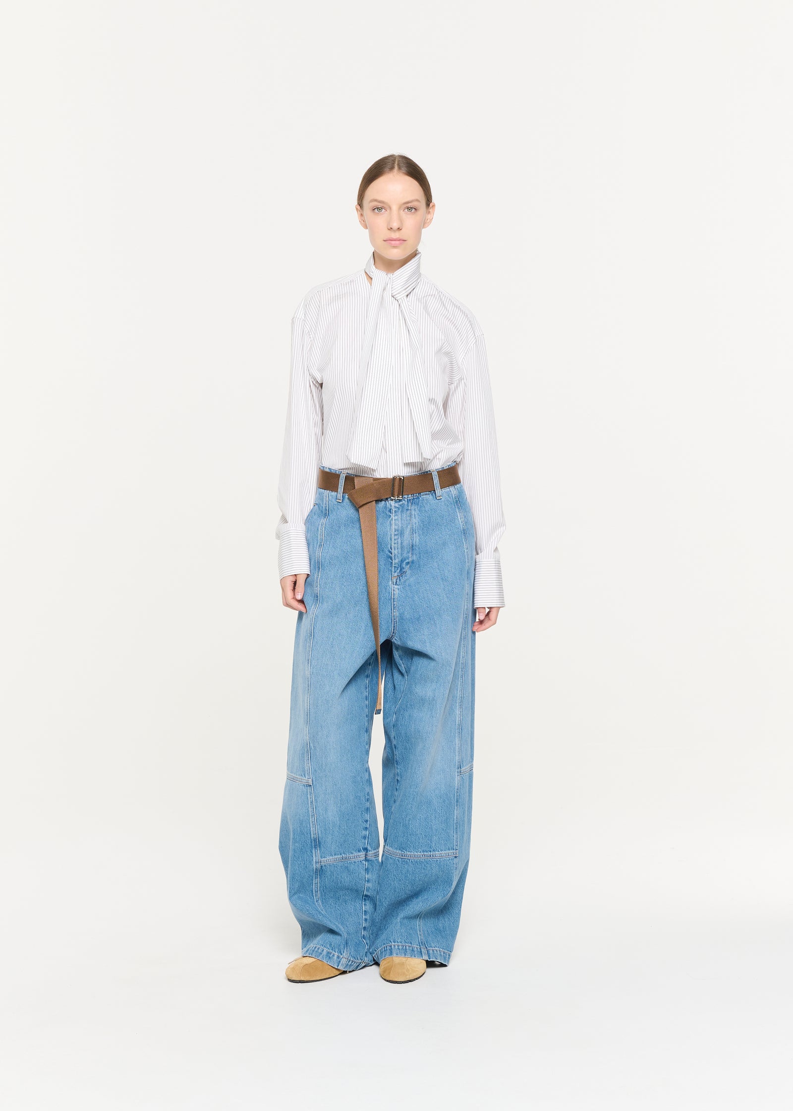 DENIM WITH WIDE LEG