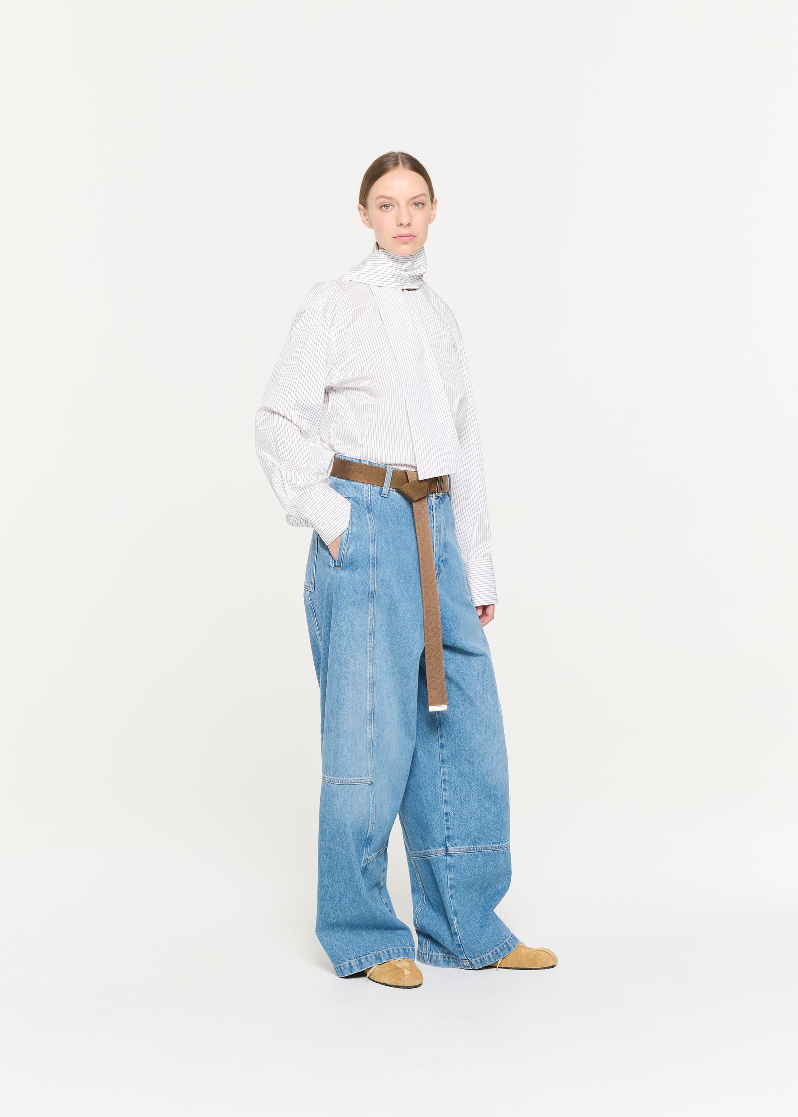 DENIM WITH WIDE LEG