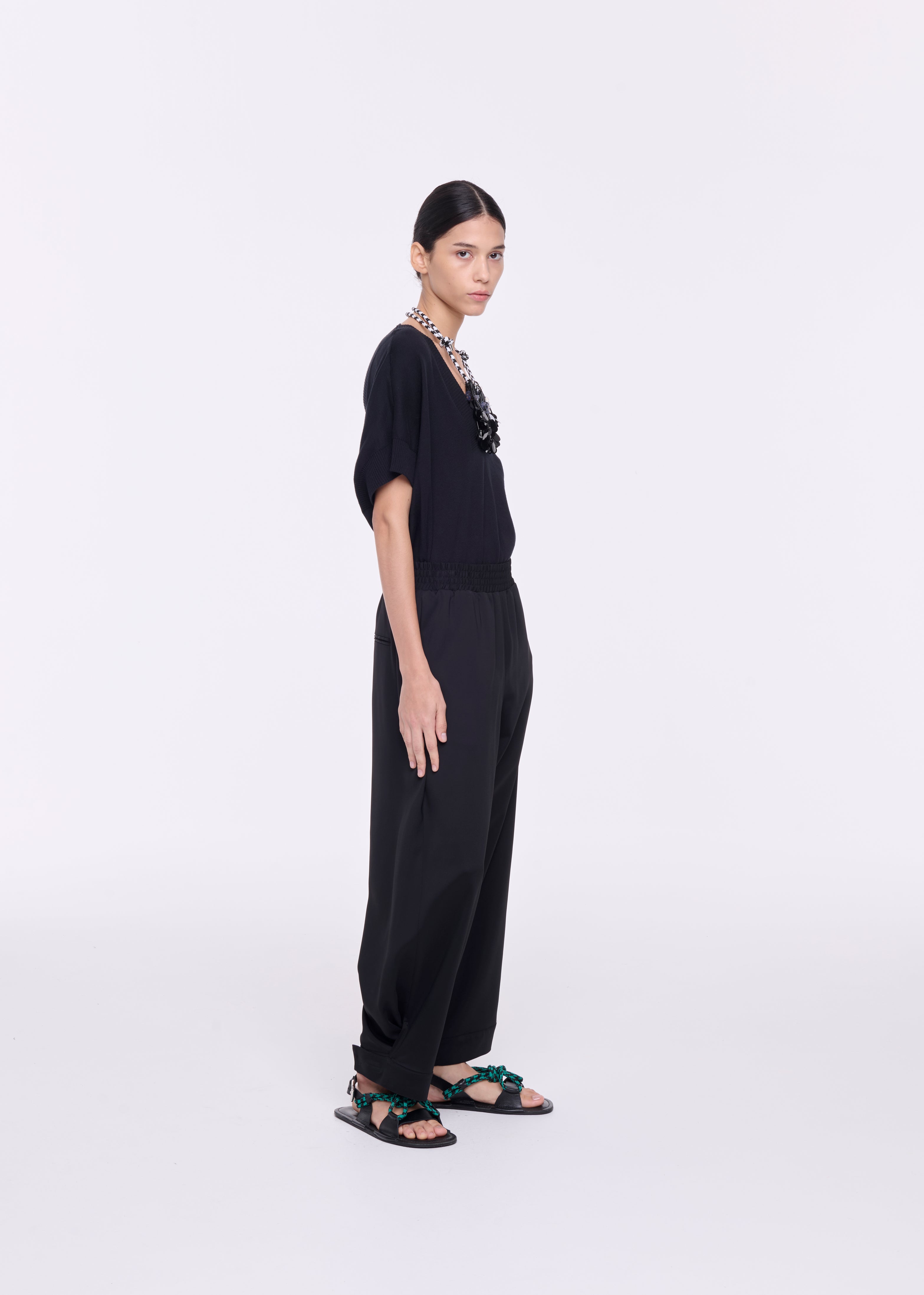 ELASTICATED BLACK VISCOSE PANTS