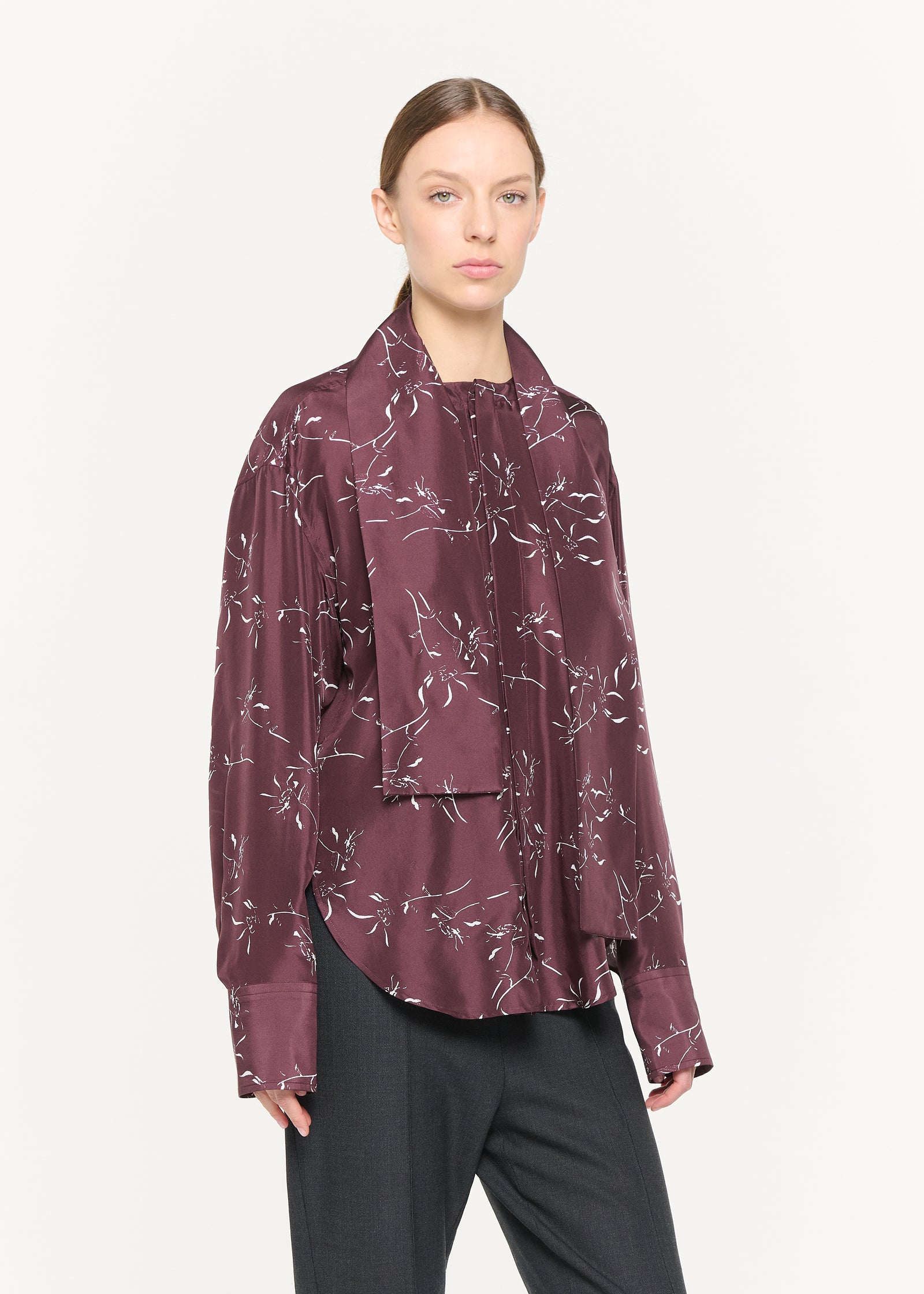 CAMICIA IN SETA HABOUTAI CON STAMPA FLOREALE