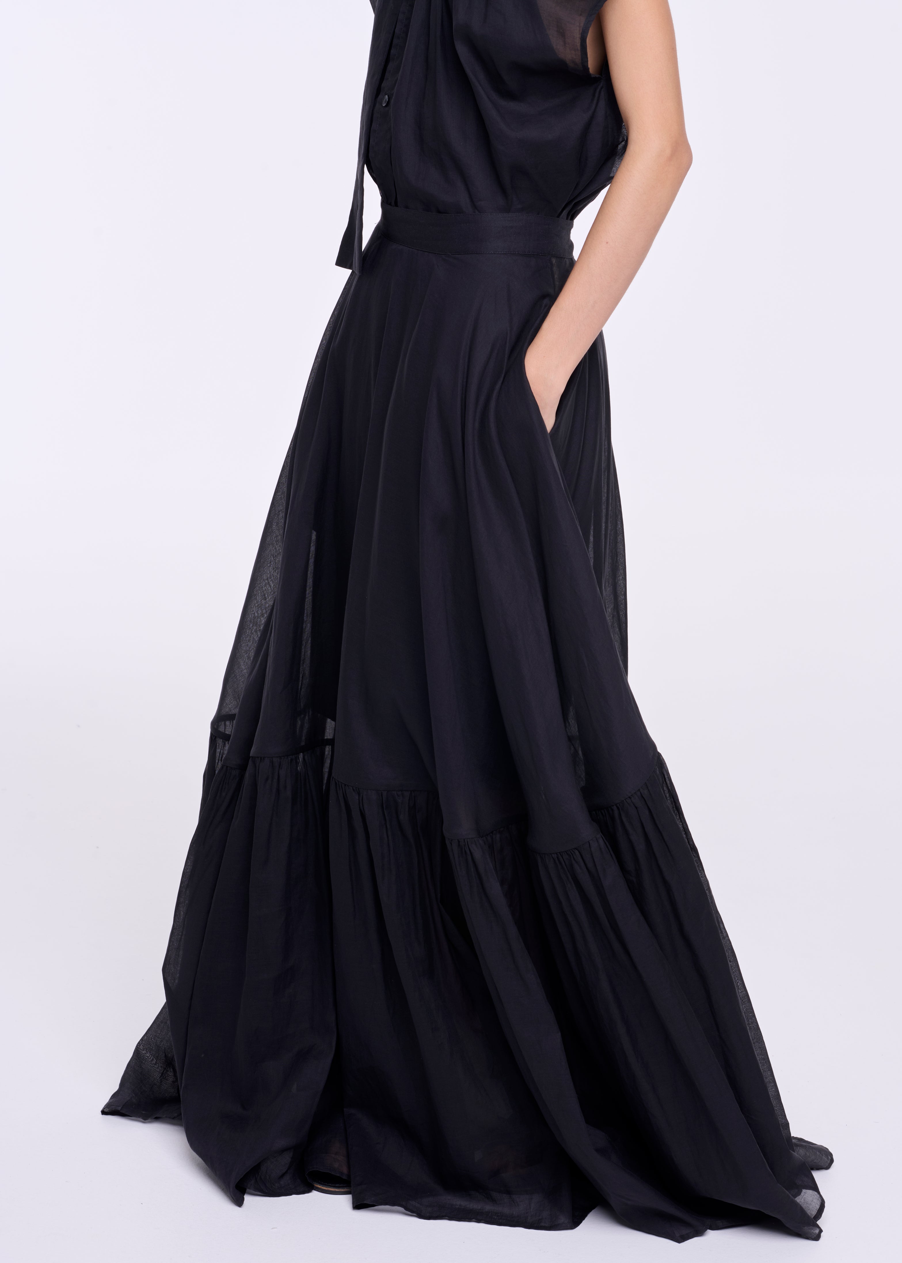 BLACK ORGANZA LONG SKIRT