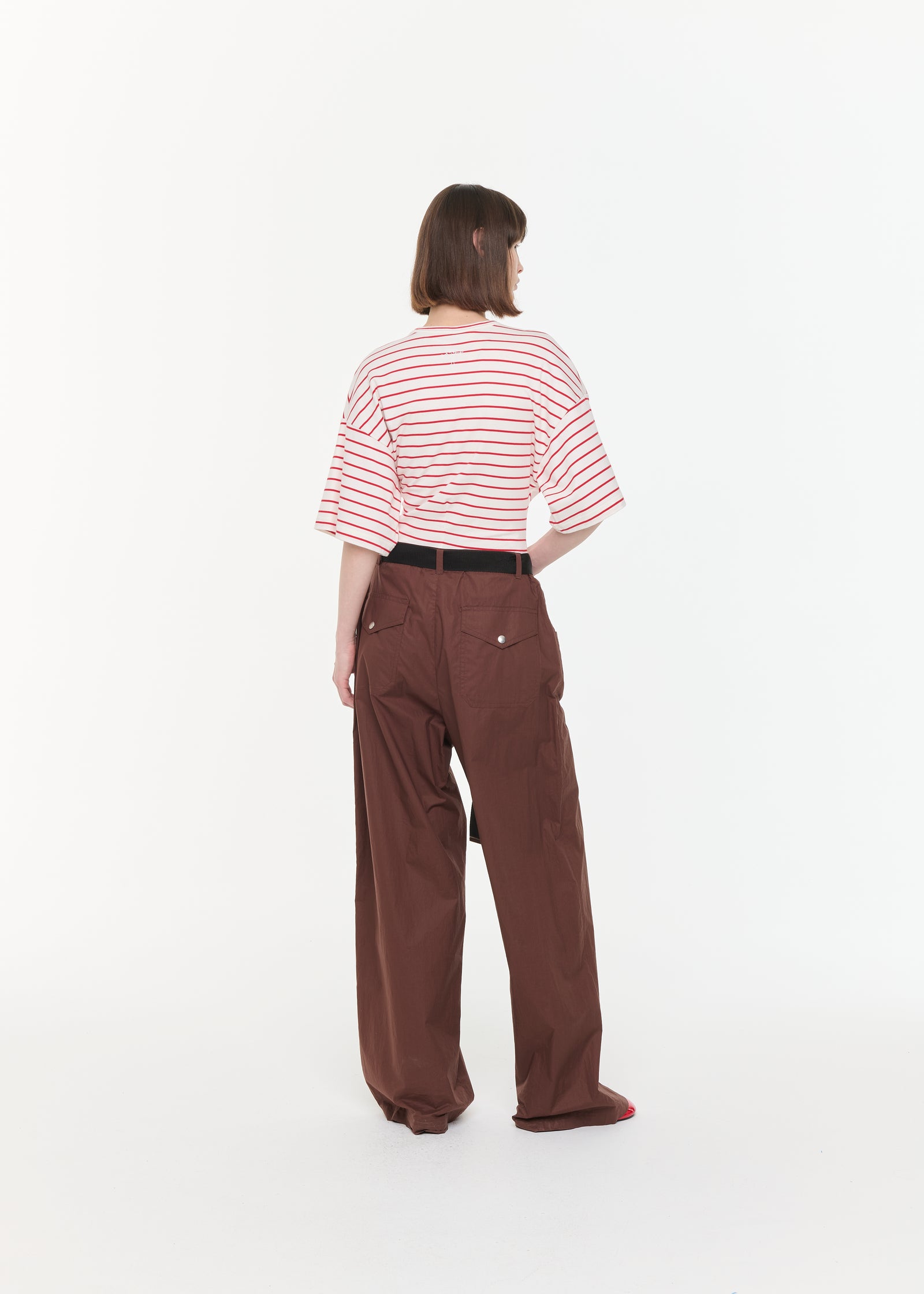PANTALONI MARRONI IN TWILL PARACADUTE LEGGERO