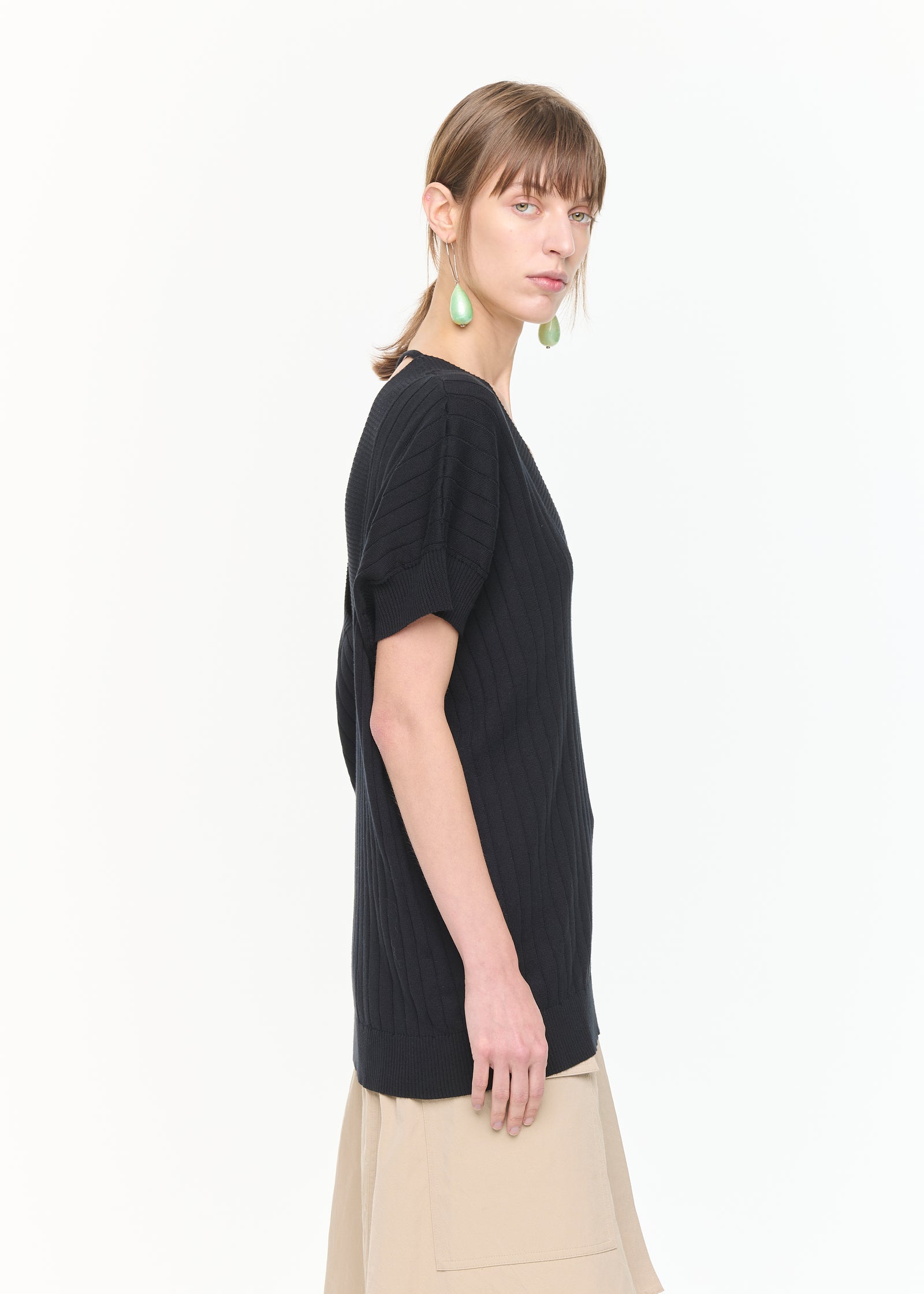 Maglia a coste con scollo a V