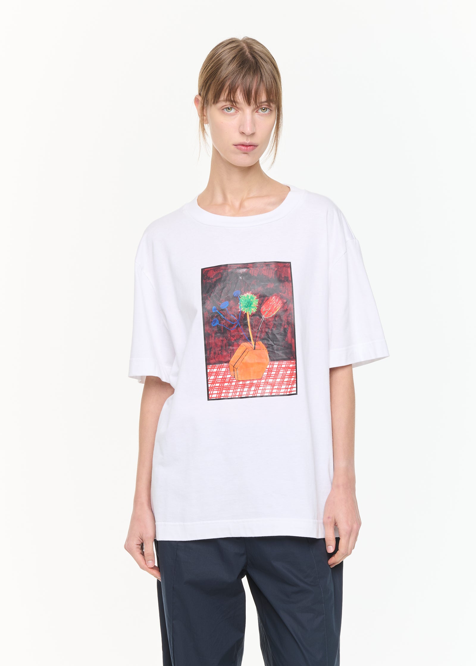 VASE PRINT T-SHIRT