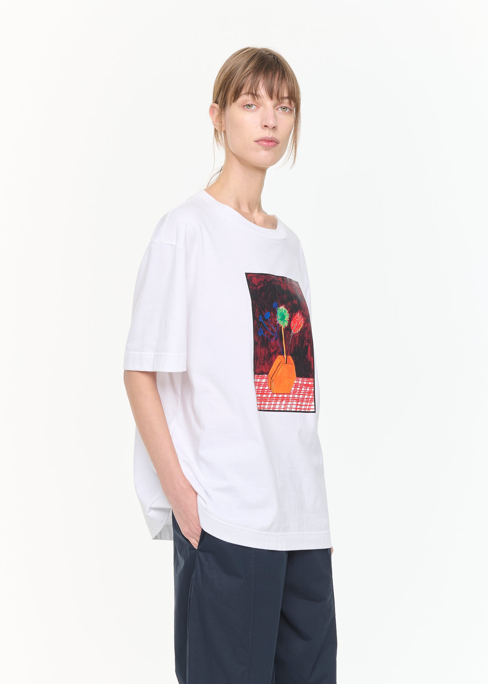 VASE PRINT T-SHIRT