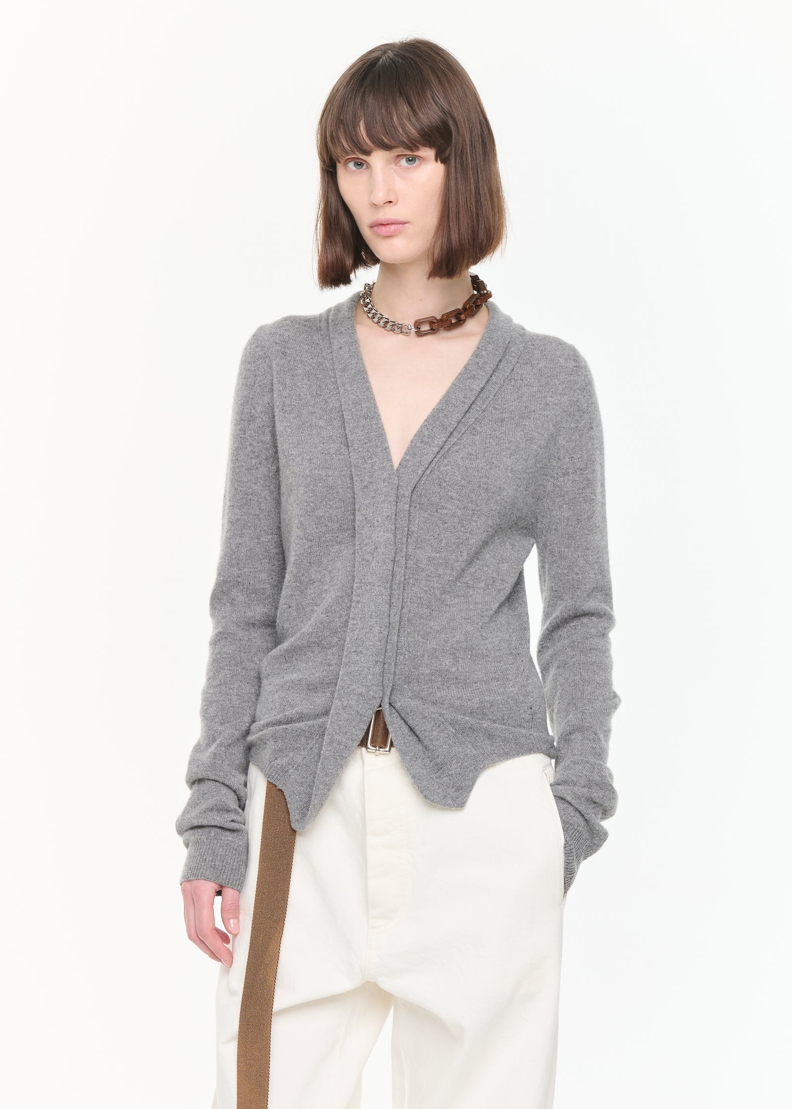 BROWN NECKLACE WITH FLAT CHAIN