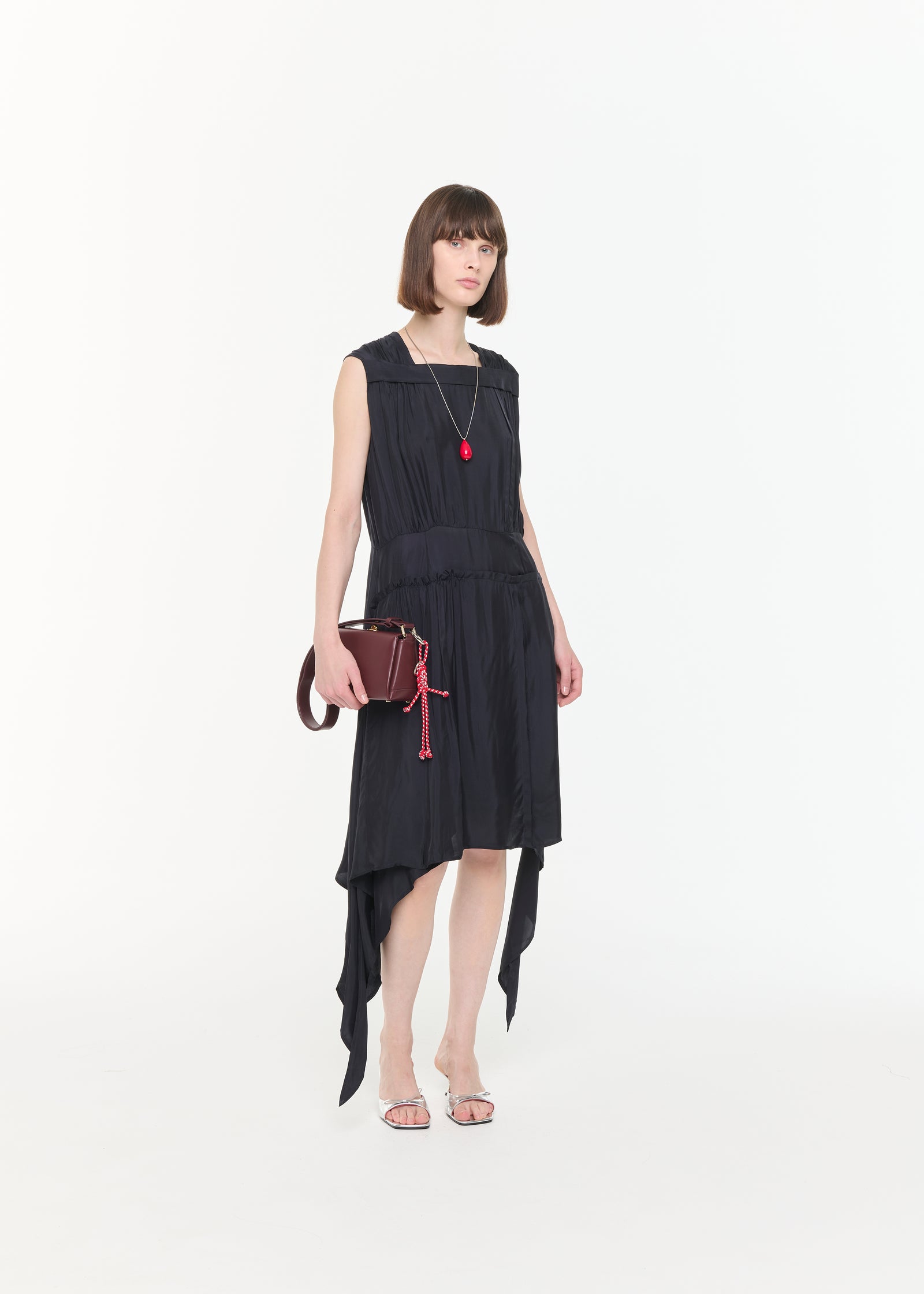 ABITO MIDI ASIMMETRICO IN TWILL