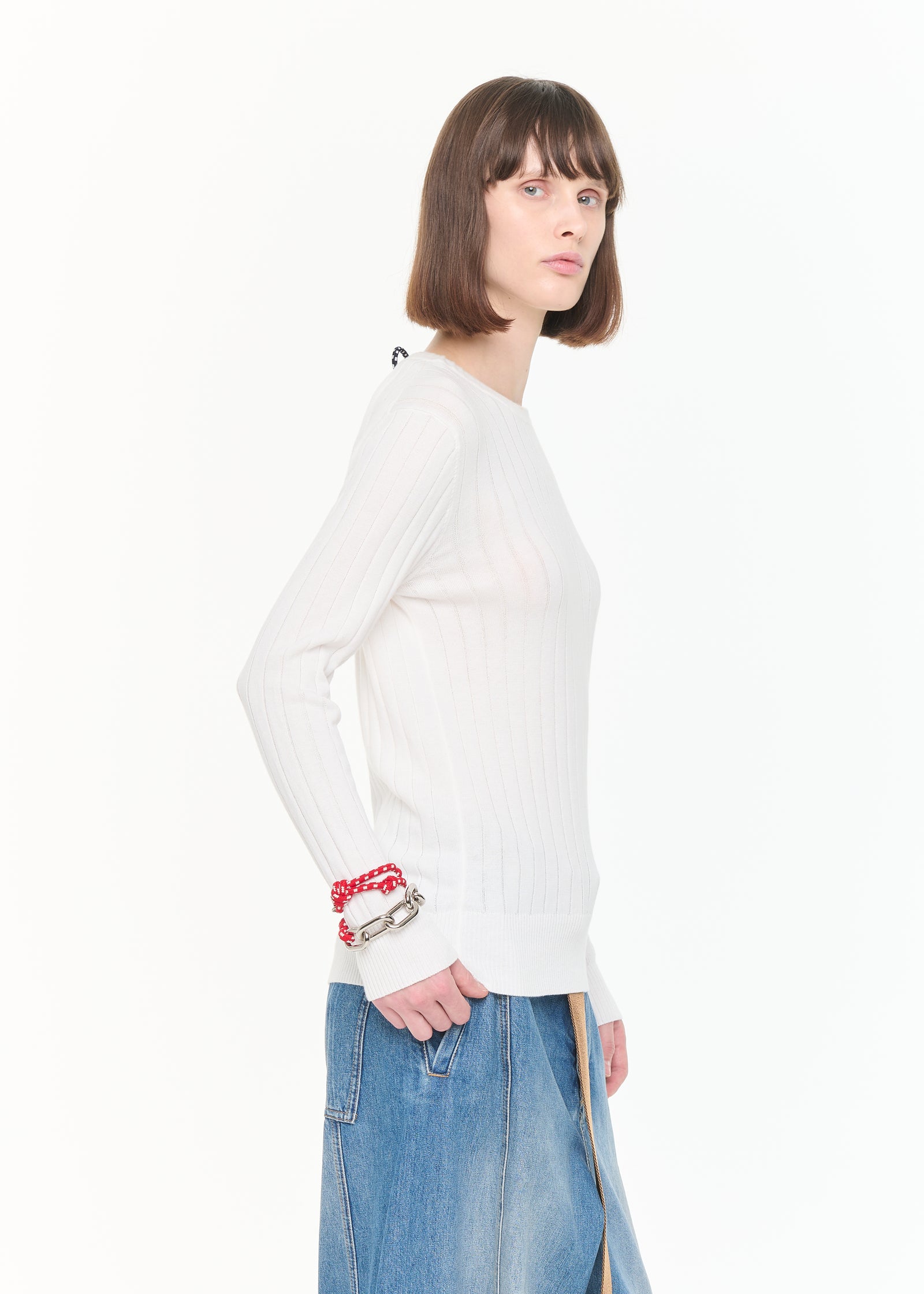 MAGLIA A COSTINE CON MANICHE LUNGHE