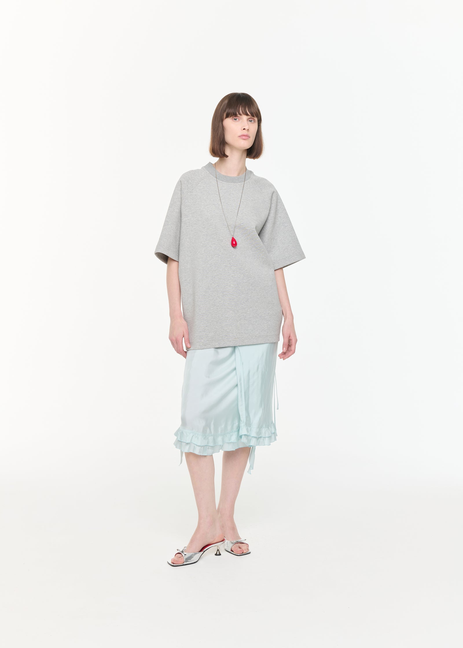 FELPA GRIGIA A MANICHE CORTE