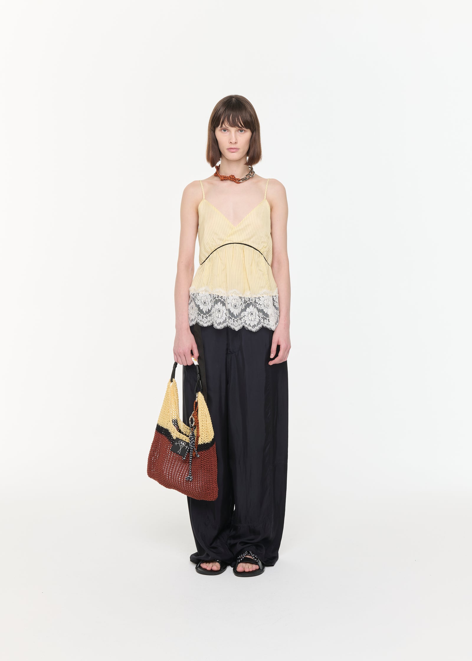 TOP A RIGHE CON ORLO IN PIZZO