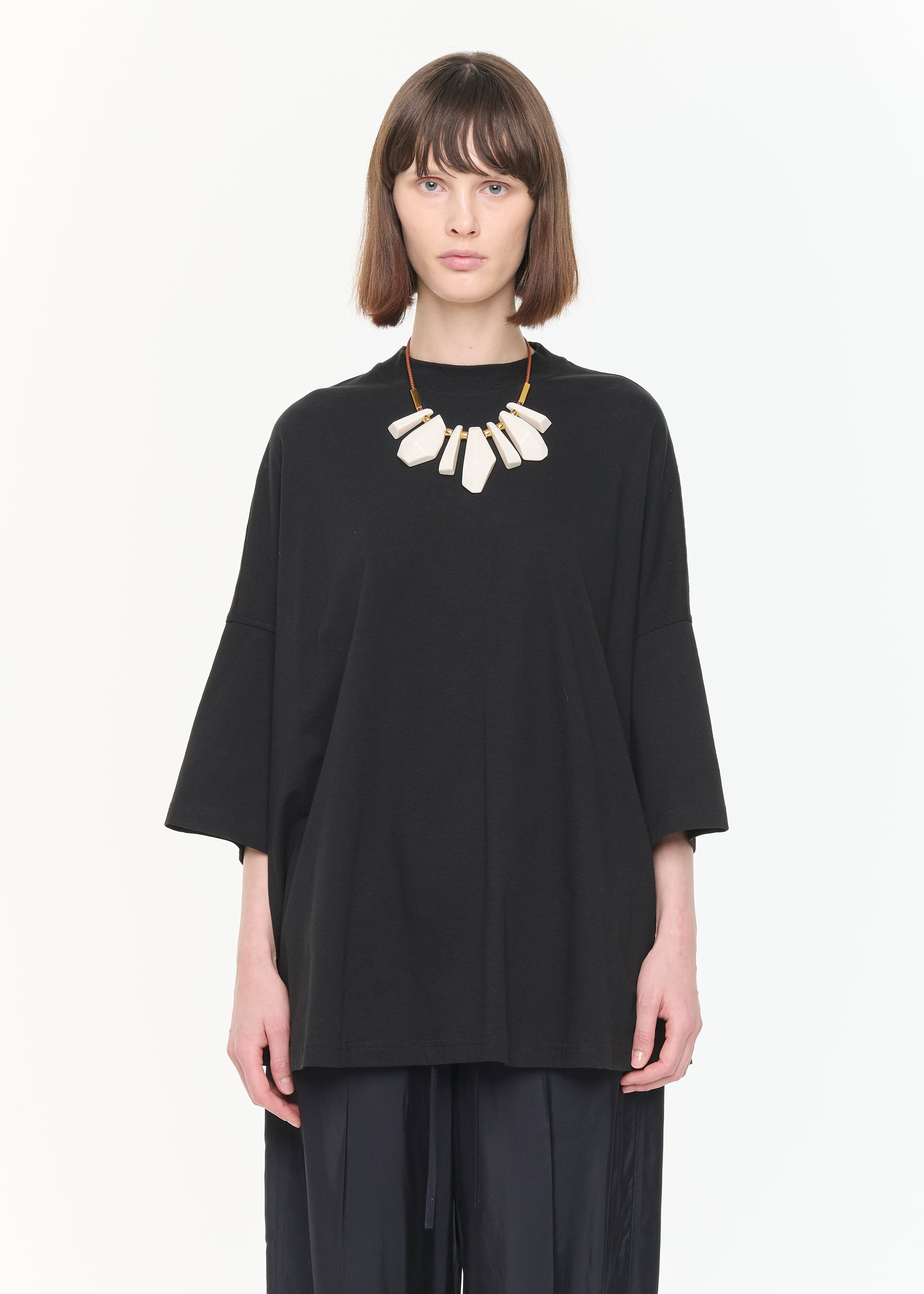 WIDE BLACK T-SHIRT