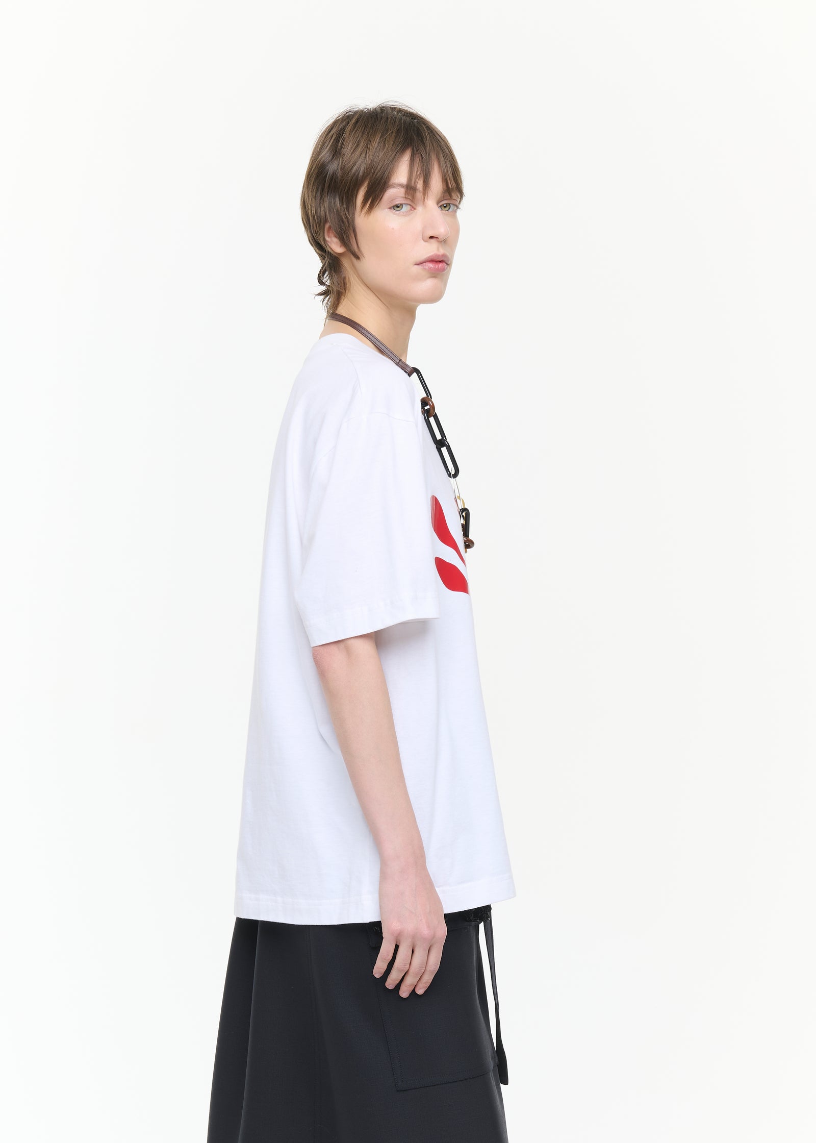 WHITE T-SHIRT WITH FLOWER PRINT