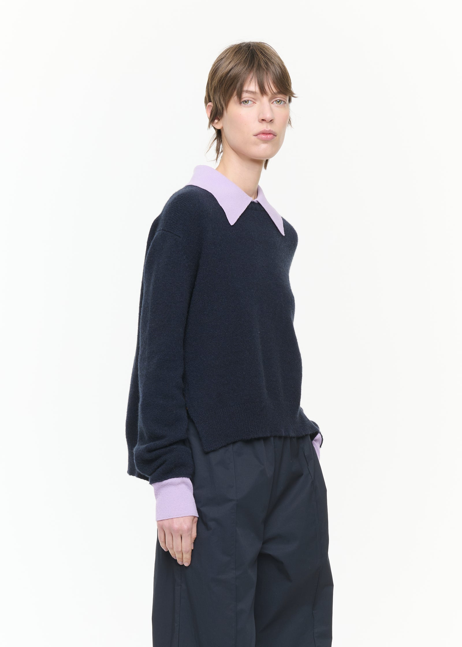 BLUE SWEATER WITH CONTRAST LILAC