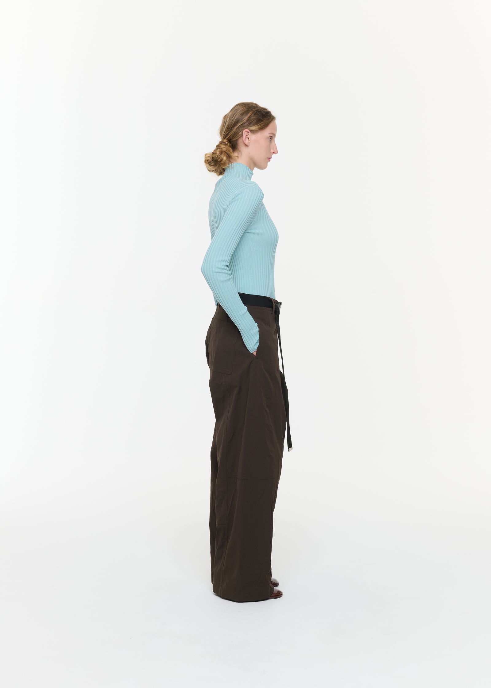 PANTALONI IN TWILL TECNICO MARRONI