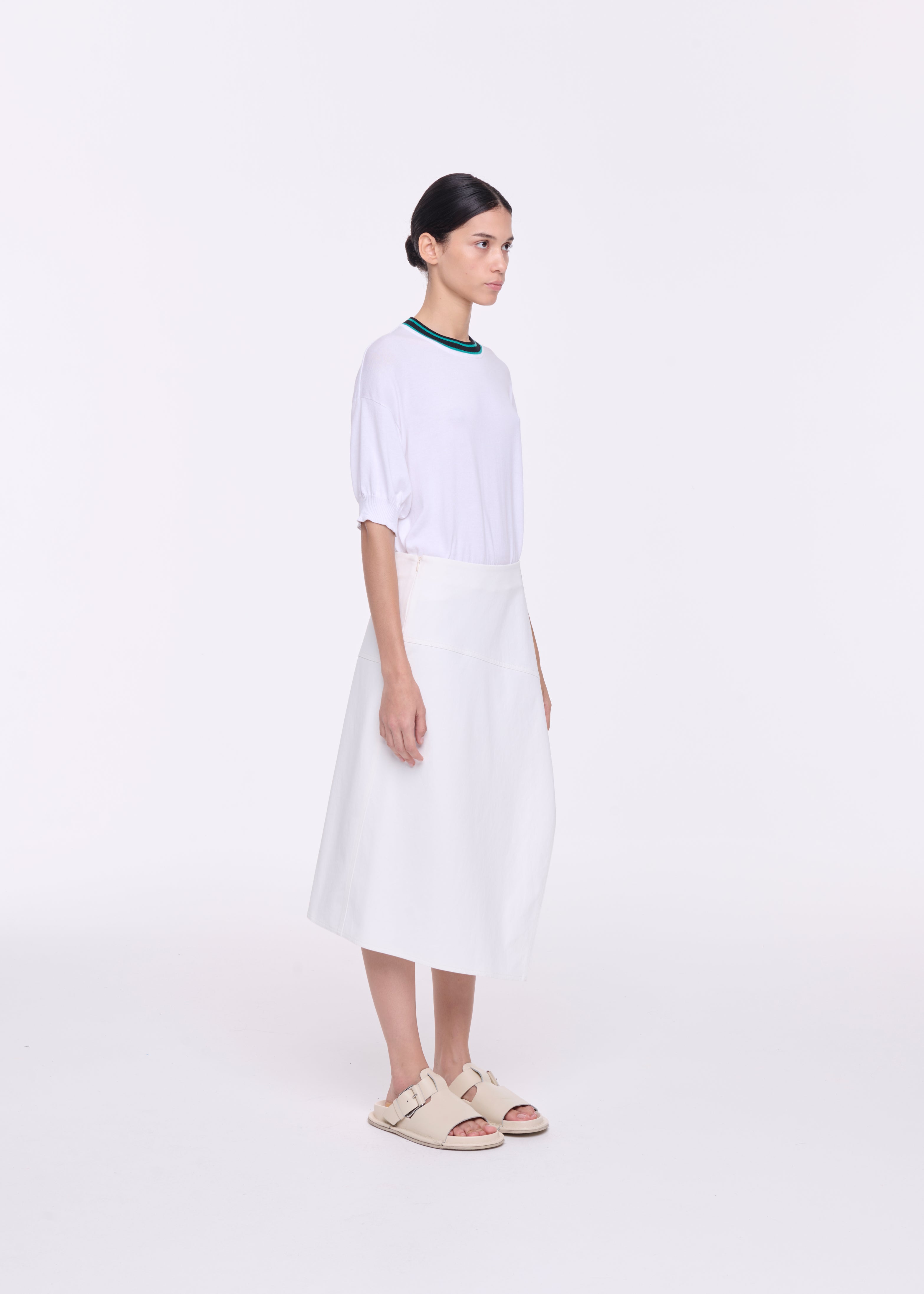 WHITE PANEL SKIRT WITH SIDE SLIT