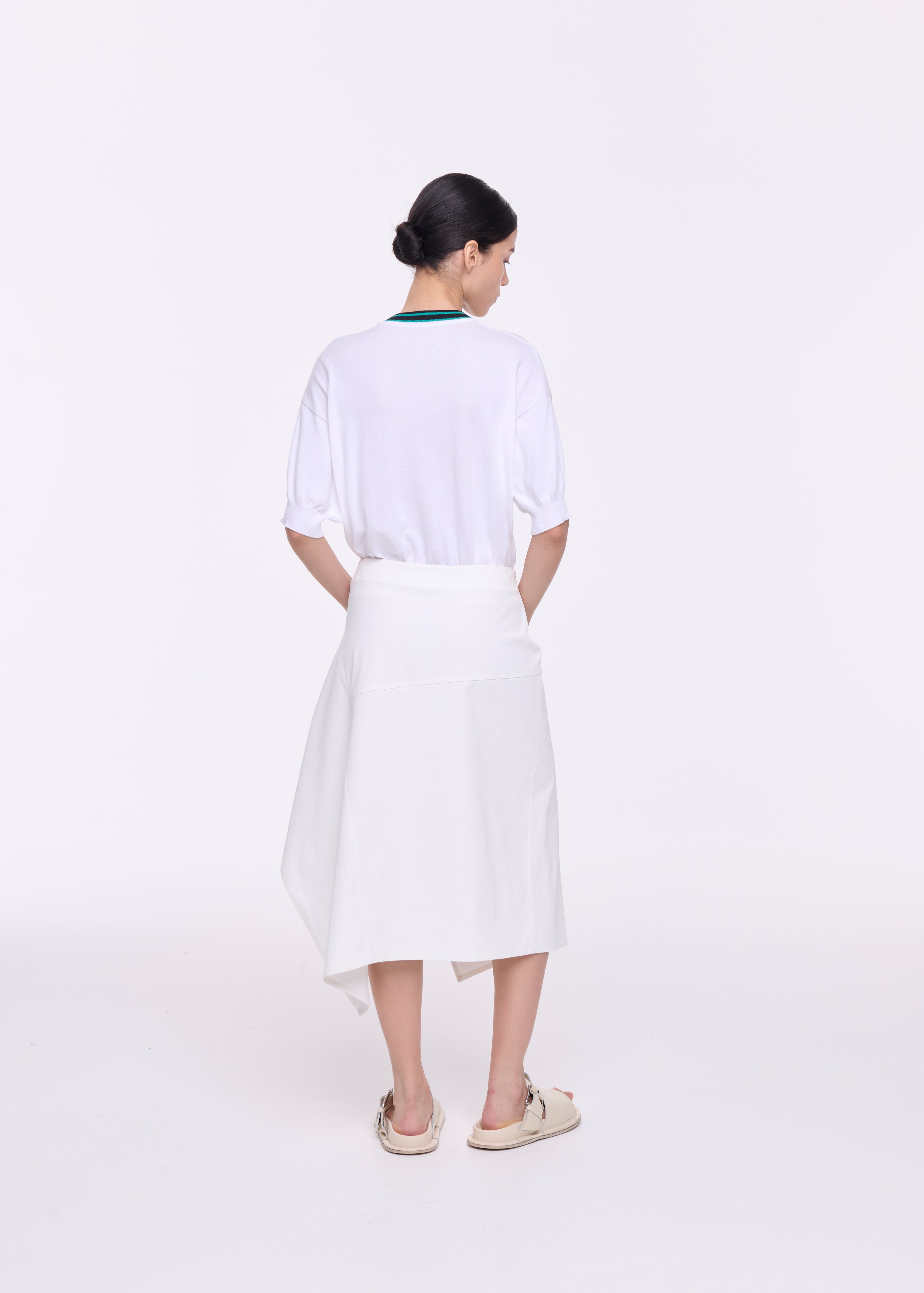 WHITE PANEL SKIRT WITH SIDE SLIT