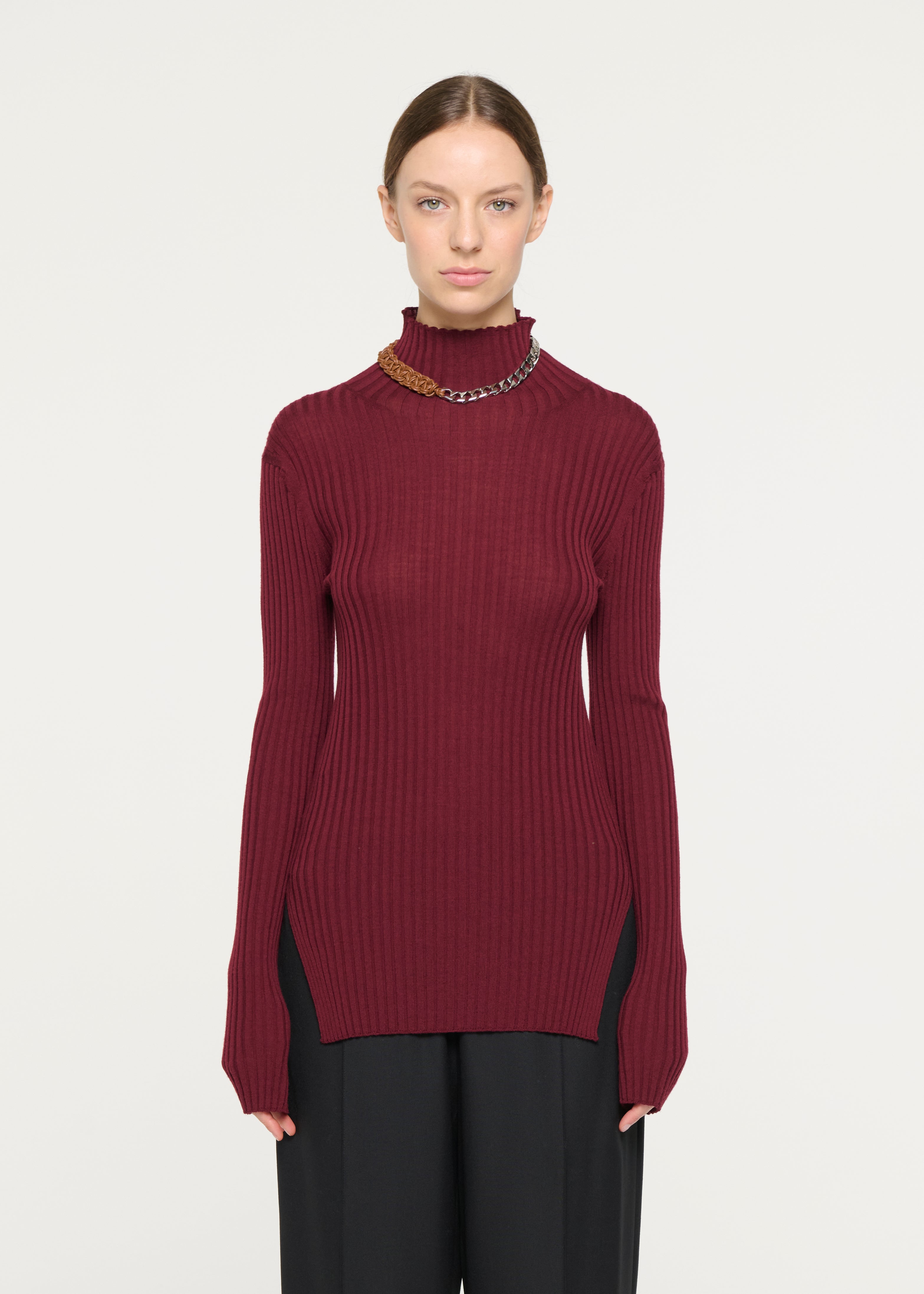 BURGUNDY MERINO TURTLENECK SWEATER