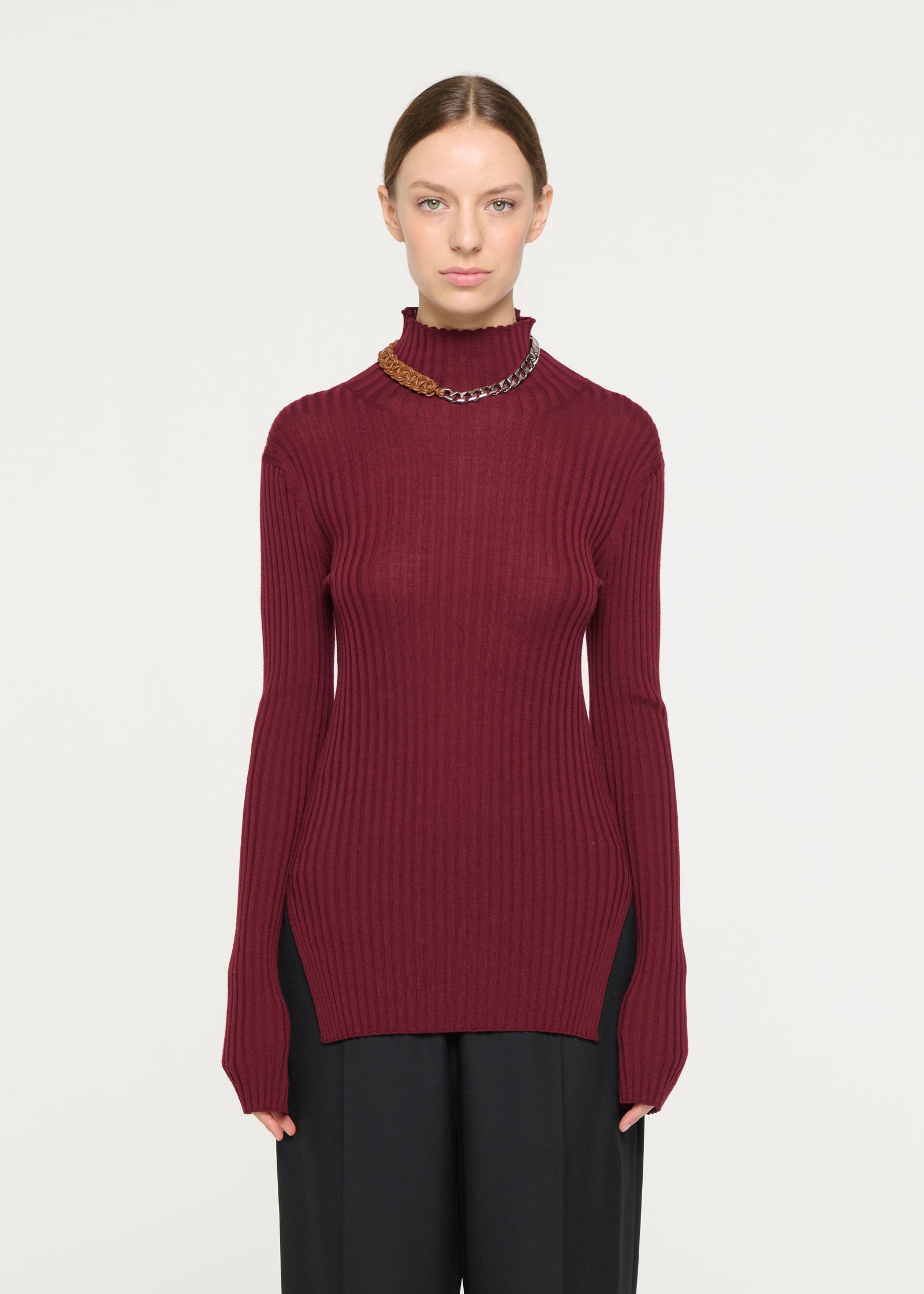BURGUNDY MERINO TURTLENECK SWEATER