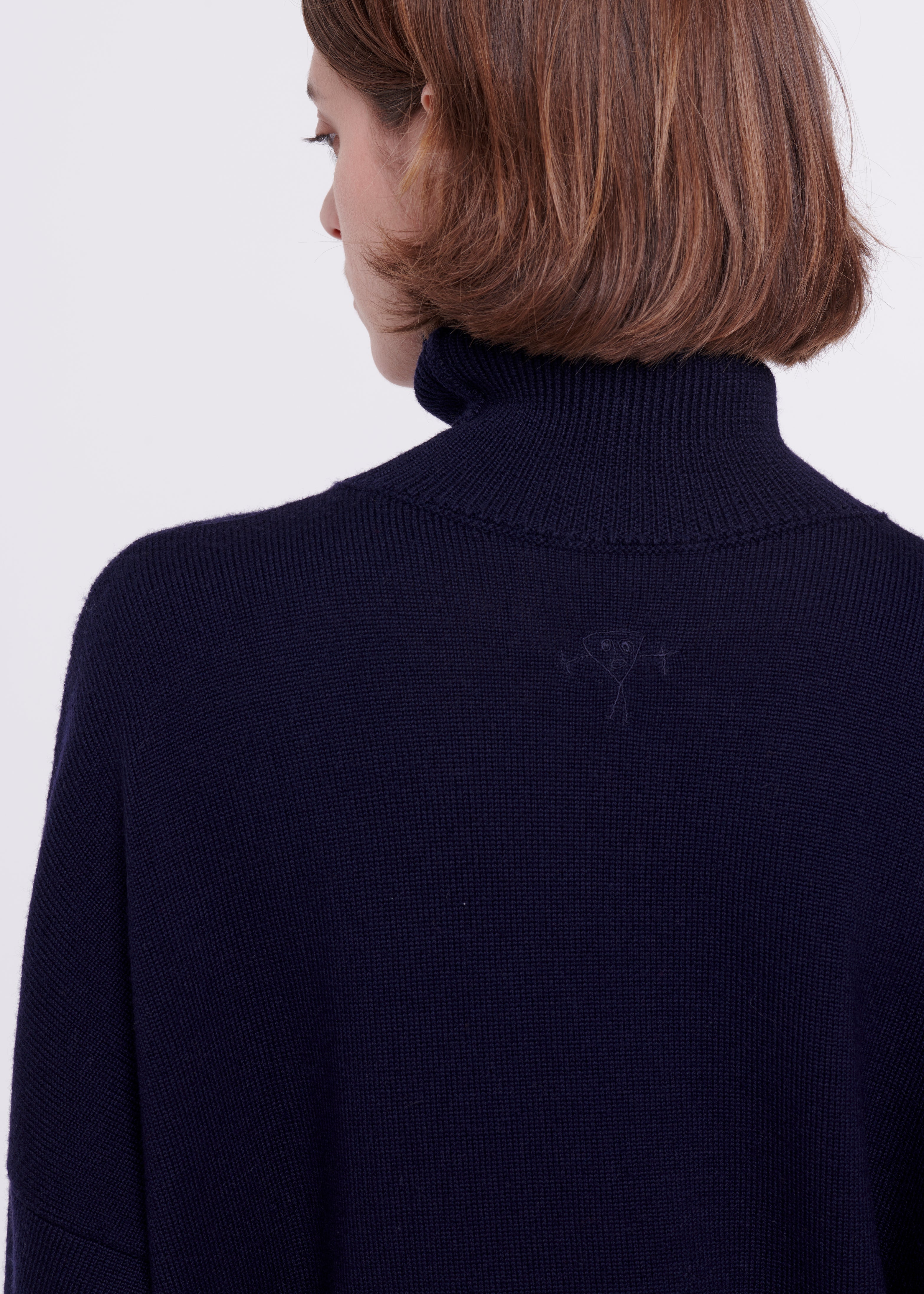 MERINO WOOL BLUE TURTLENECK SWEATER