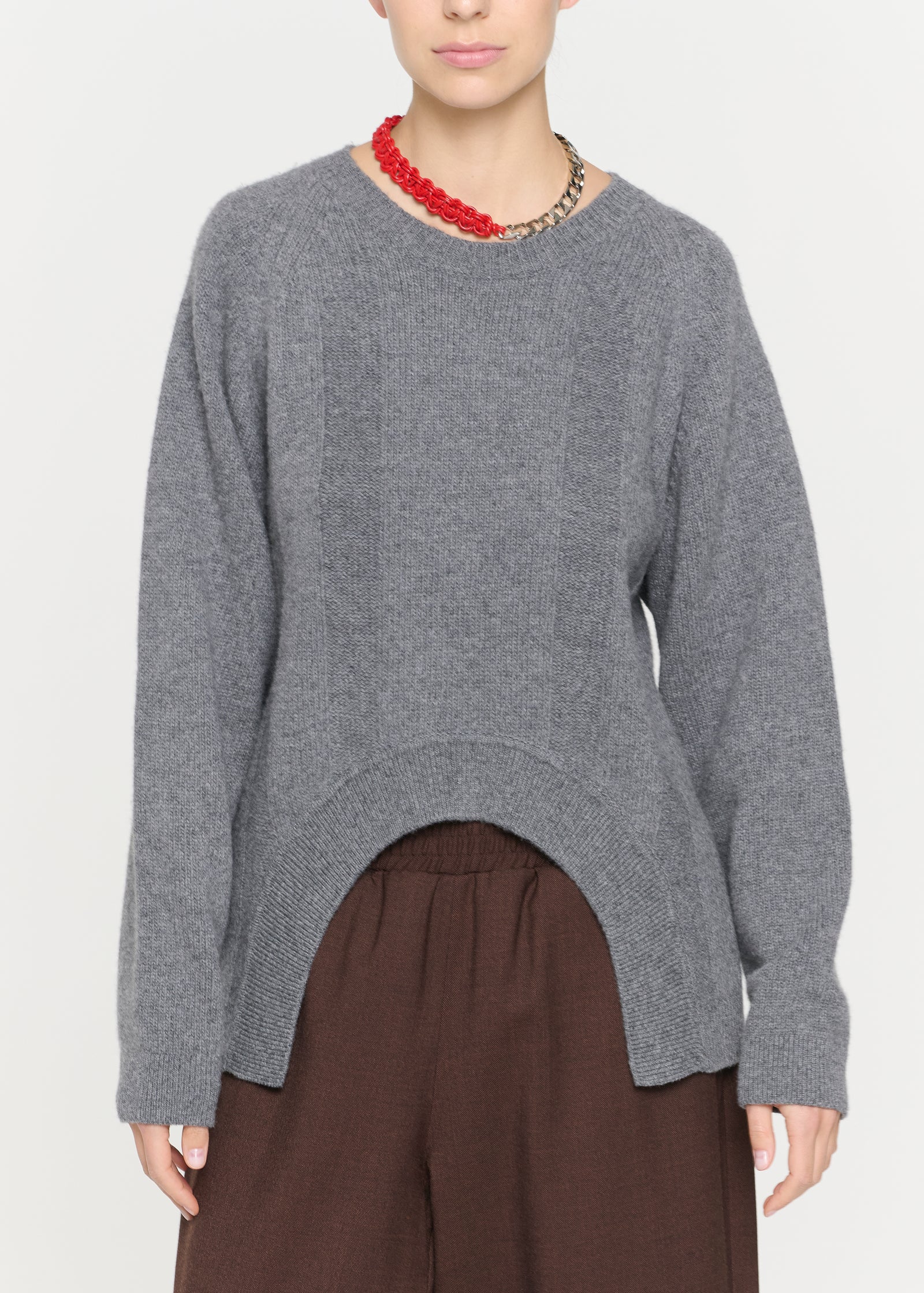 GREY CREW NECK SWEATER