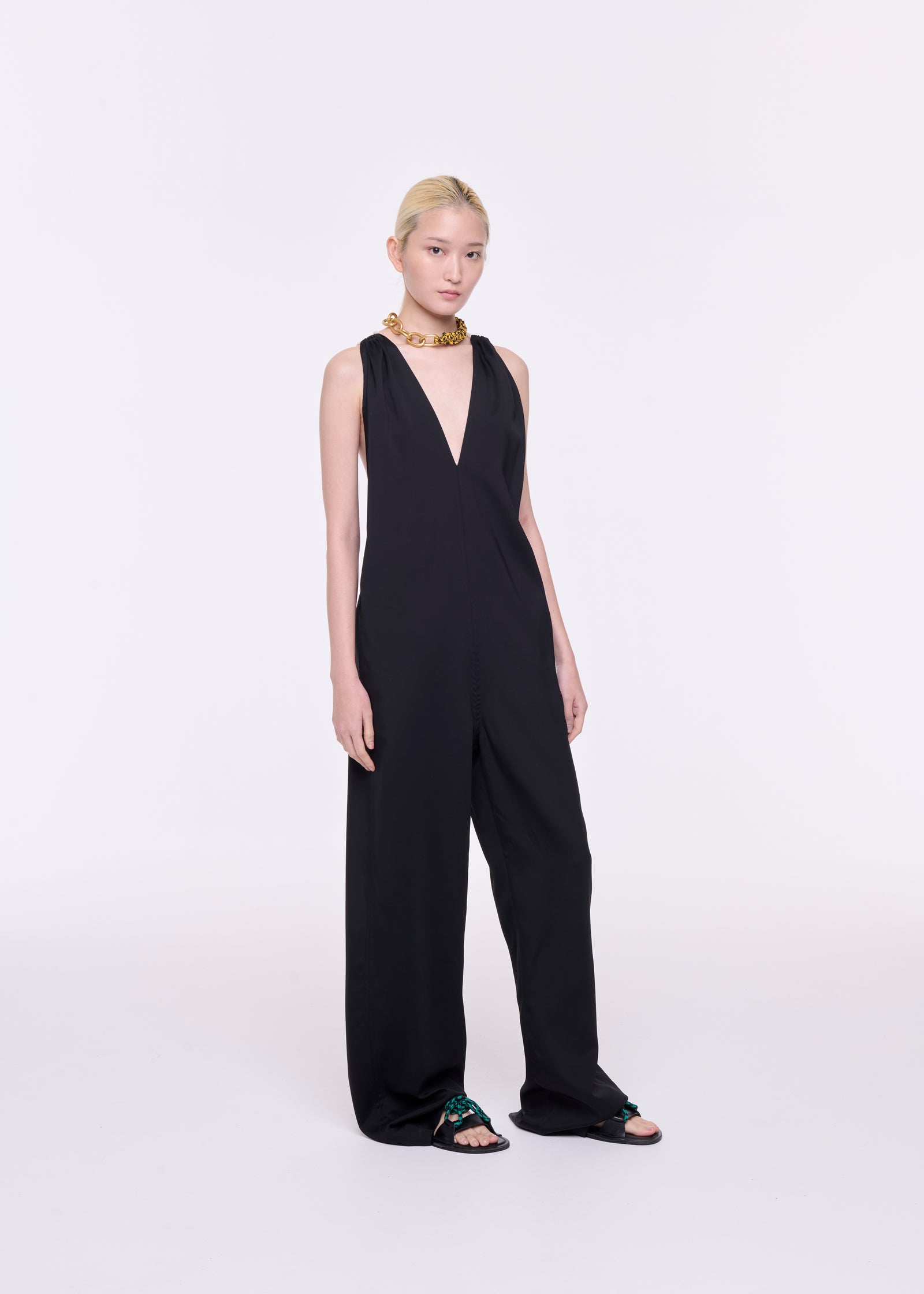 V-NECKLINE BLACK VISCOSE JUMPSUIT