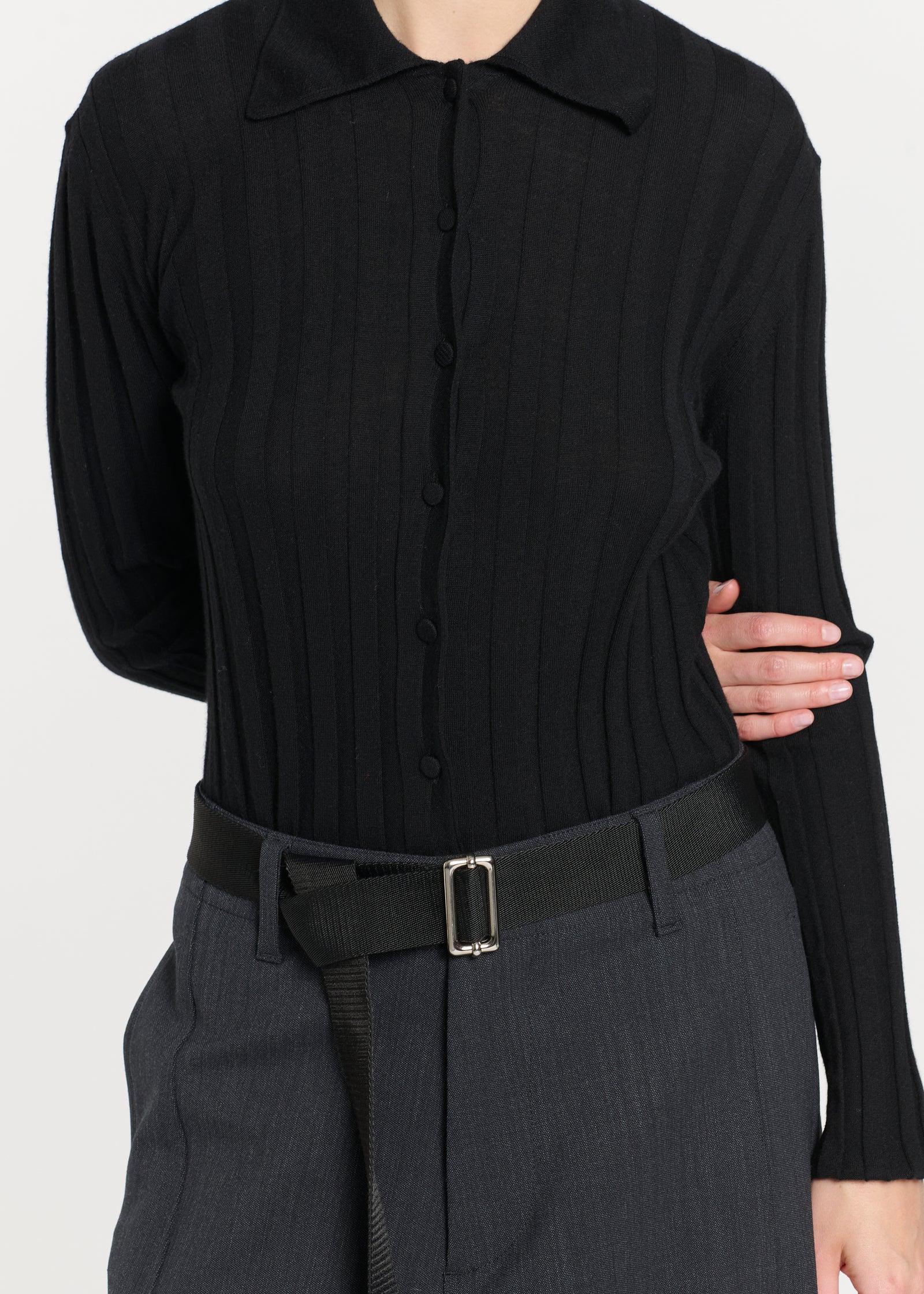 BLACK MERINO CARDIGAN