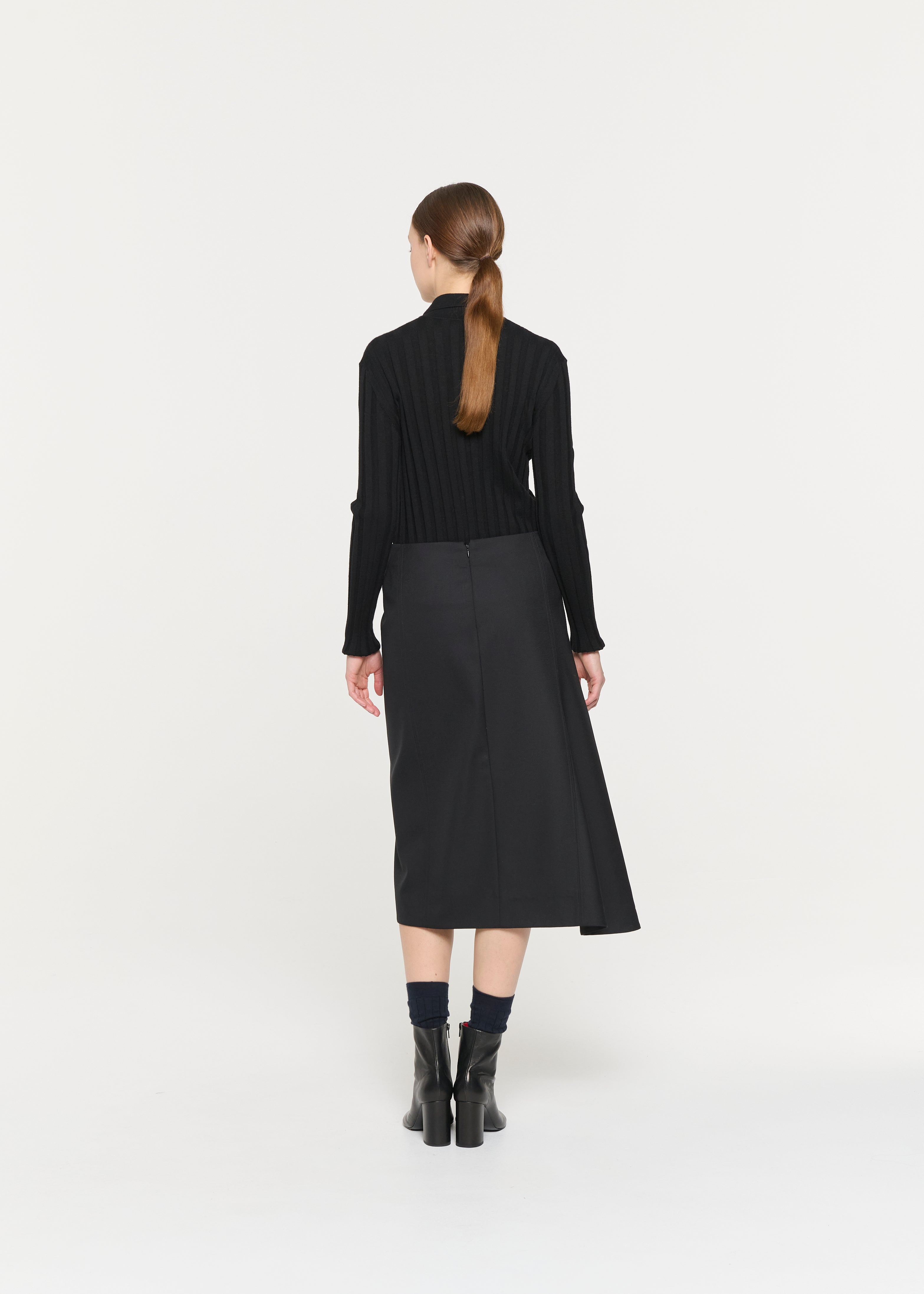 BLACK ASYMMETRIC WOOL SKIRT