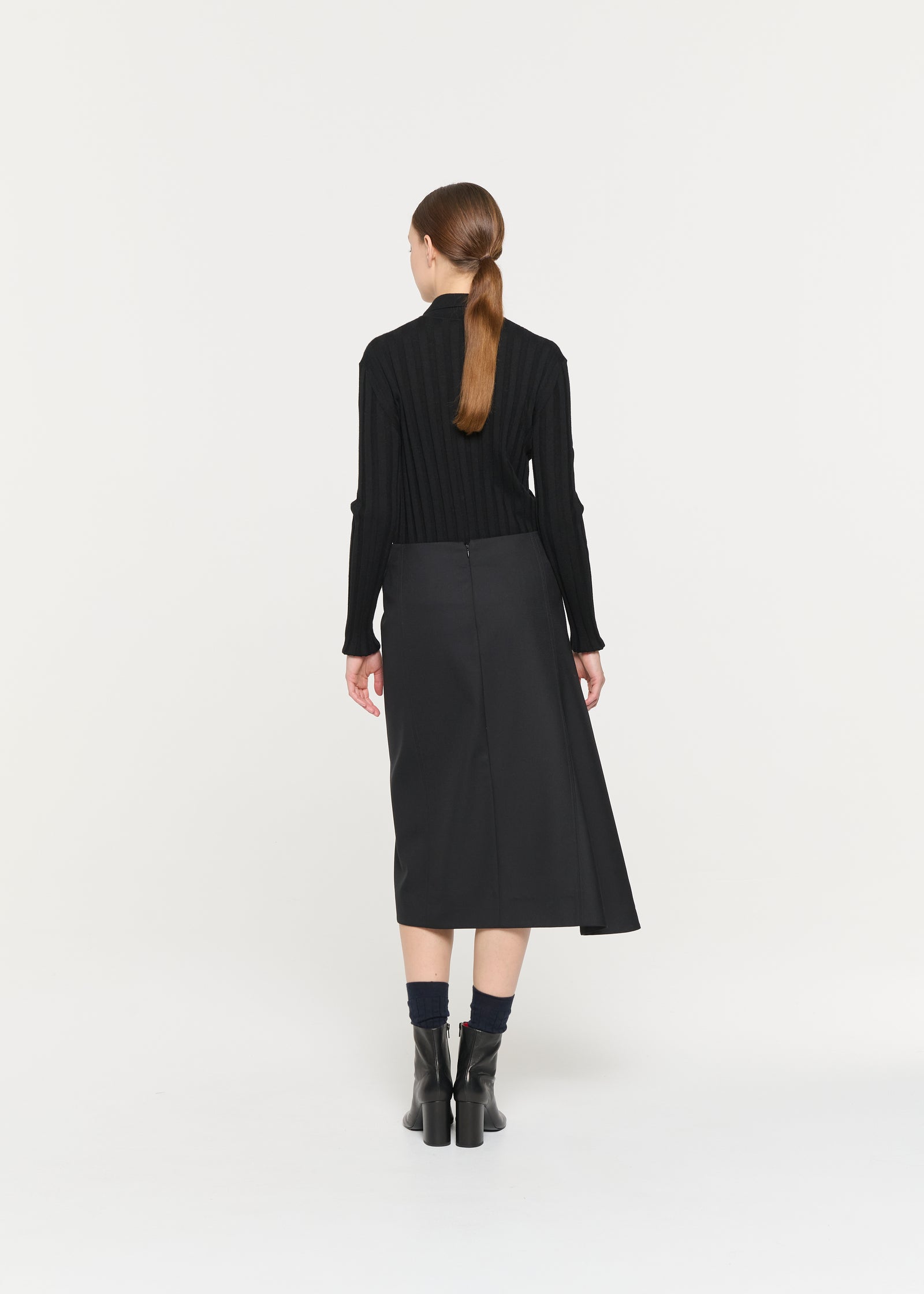 BLACK ASYMMETRIC WOOL SKIRT