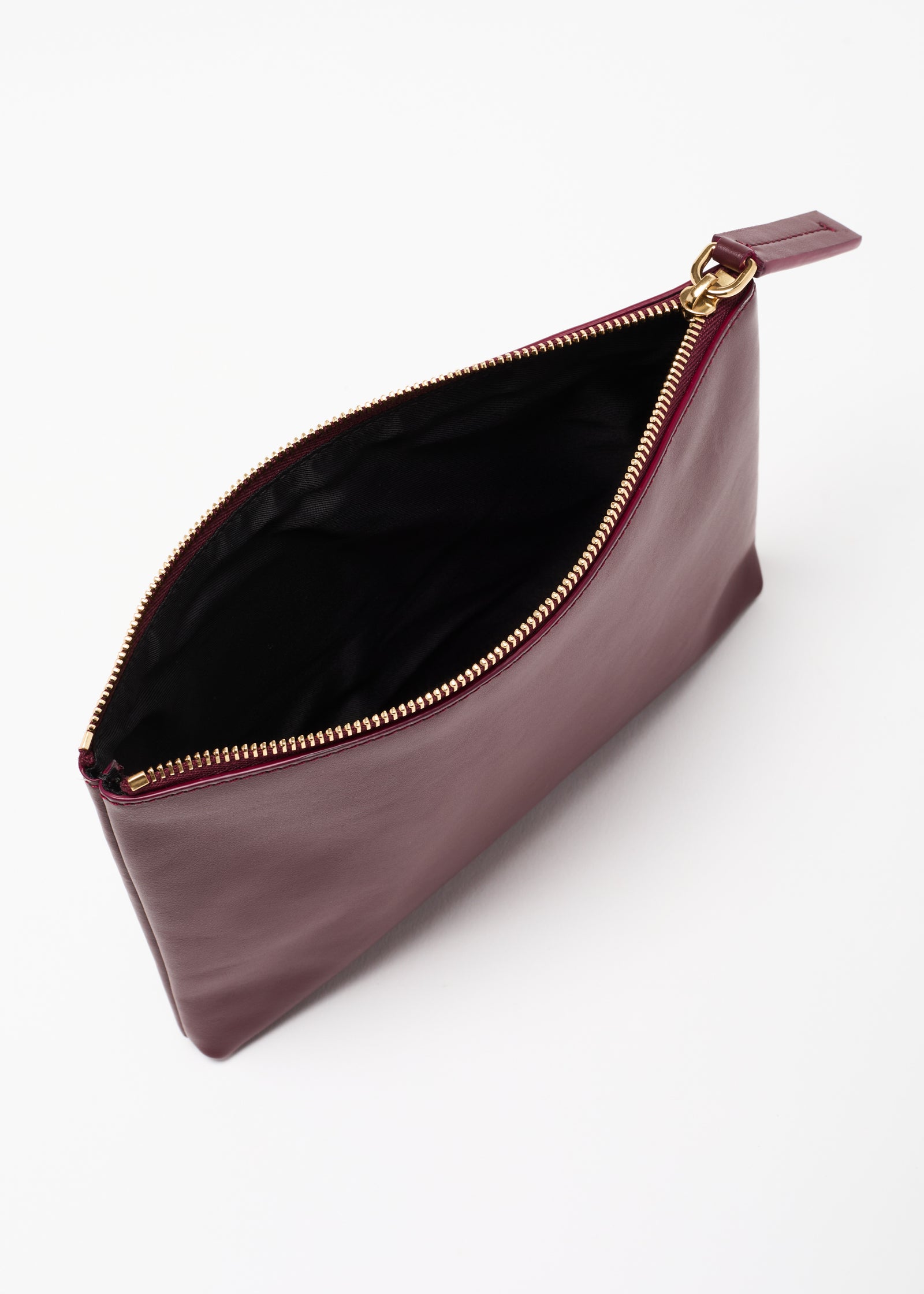 LEATHER DOCUMENT HOLDER BURGUNDY