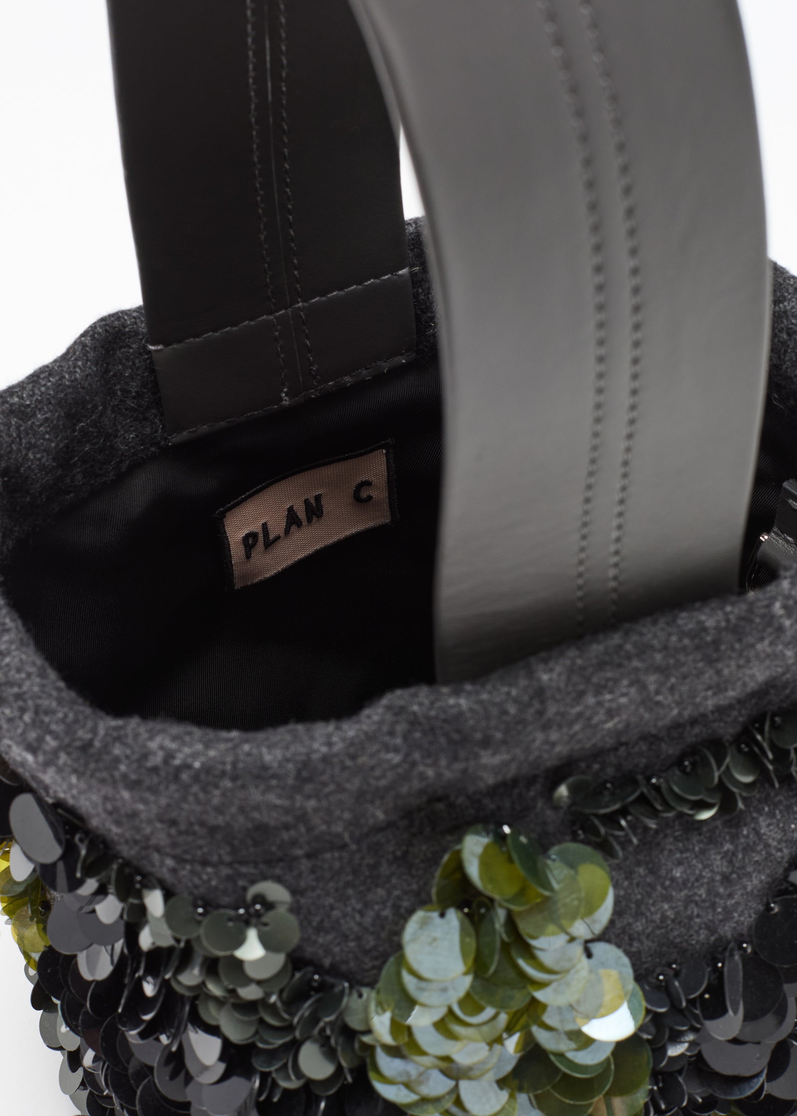 EMBROIDERED DOUBLE WOOL BUCKET BAG