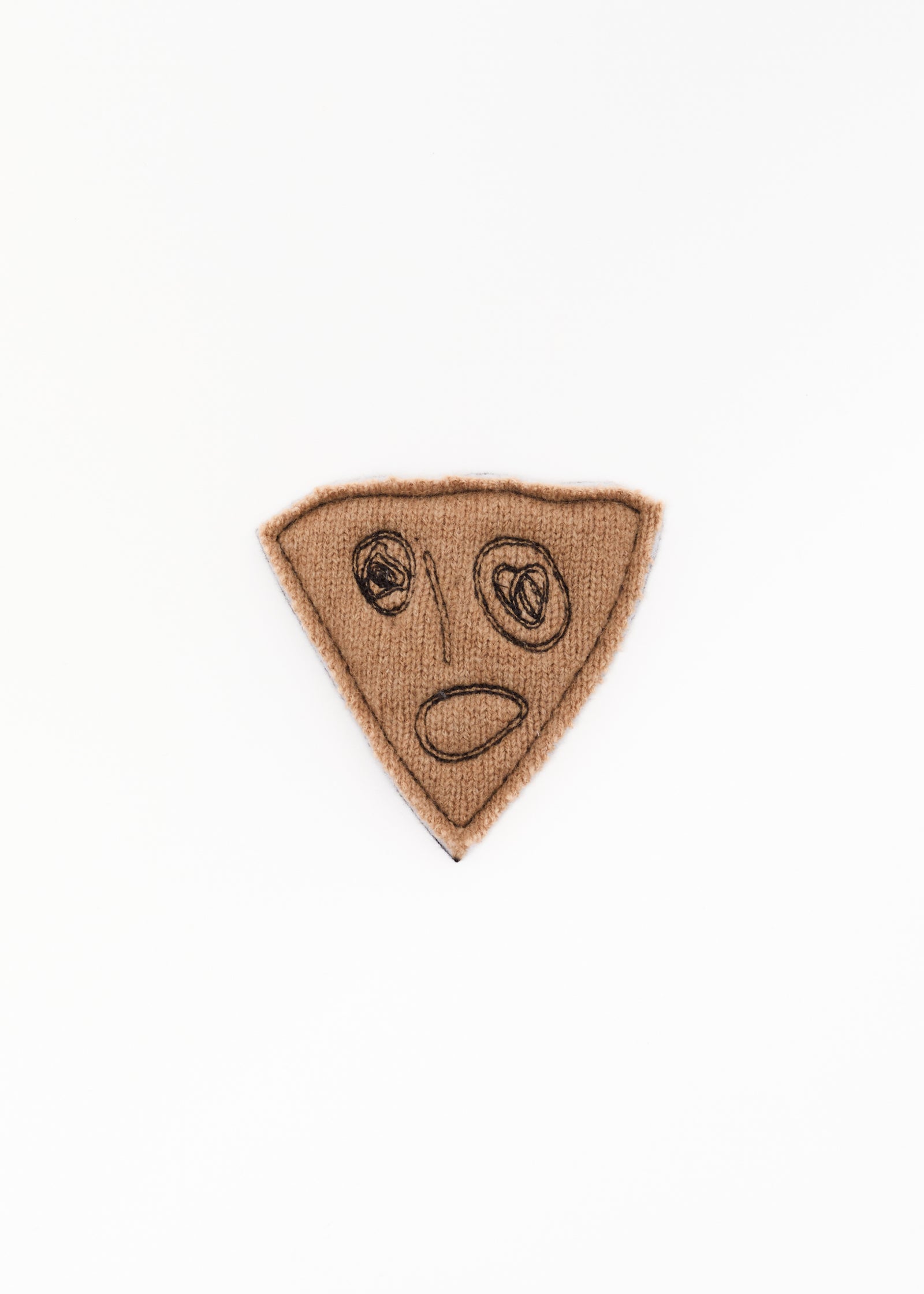 CAMEL WOOL "BIANCA" PIN